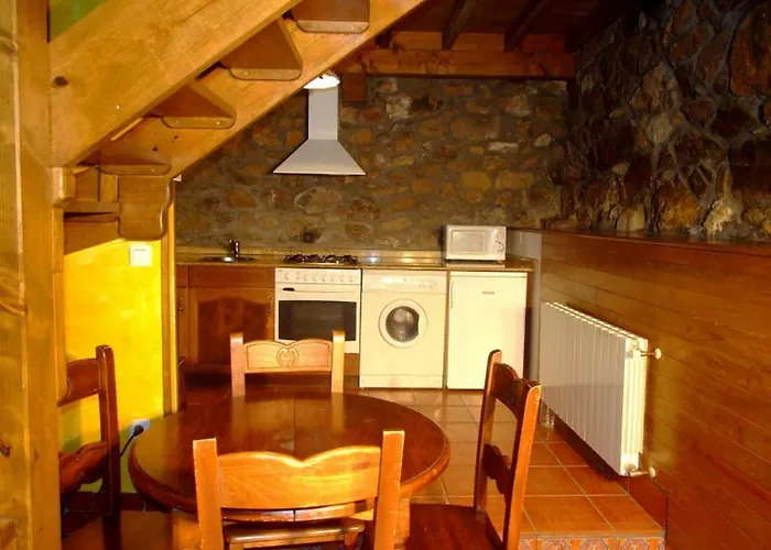 Las Casucas De Ason Hébergement de vacances *