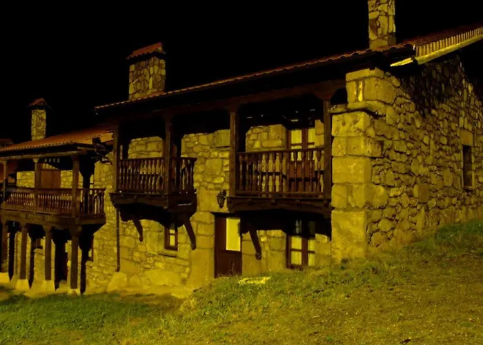 Las Casucas De Ason Hébergement de vacances